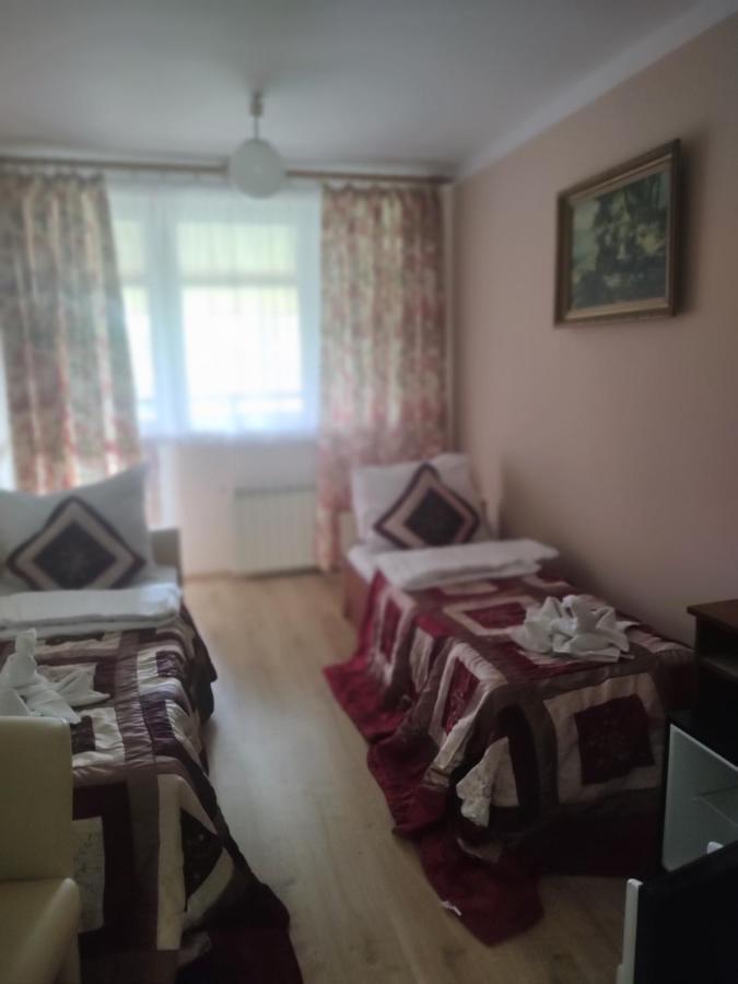 Zajazd U Kmity Postołów Bagian luar foto